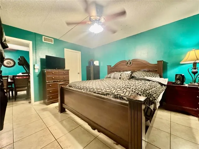 3706 Broadway 12, Fort Myers, Florida 33901