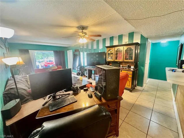 3706 Broadway 12, Fort Myers, Florida 33901