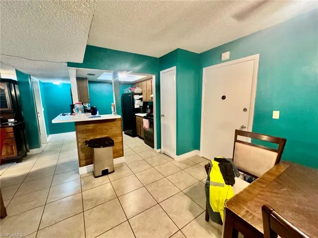 3706 Broadway 12, Fort Myers, Florida 33901