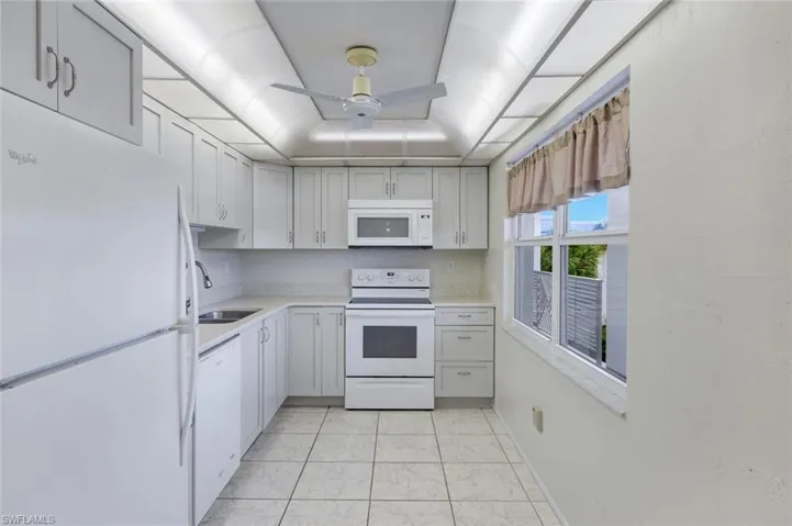 6102 Augusta Dr 307, Fort Myers, Florida 33907