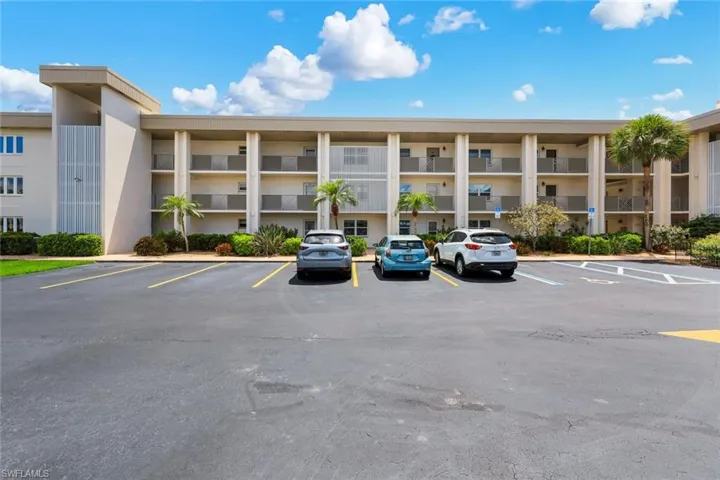 6102 Augusta Dr 307, Fort Myers, Florida 33907