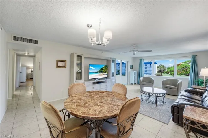 6102 Augusta Dr 307, Fort Myers, Florida 33907