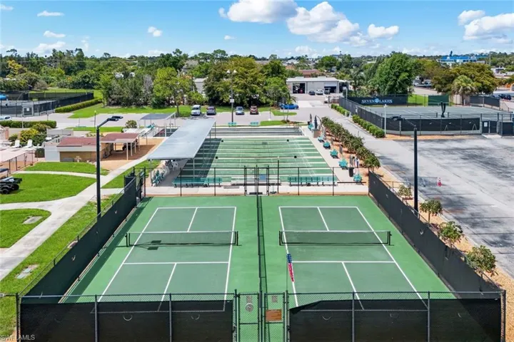 6102 Augusta Dr 307, Fort Myers, Florida 33907