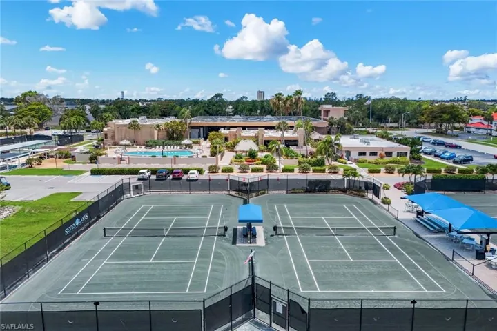 6102 Augusta Dr 307, Fort Myers, Florida 33907