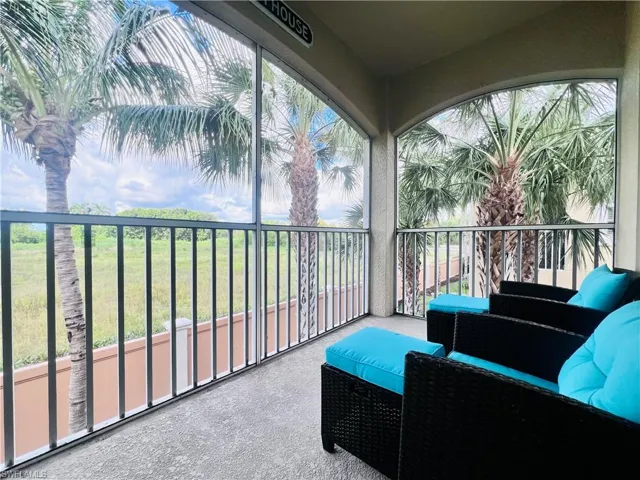 Screened-in Lanai