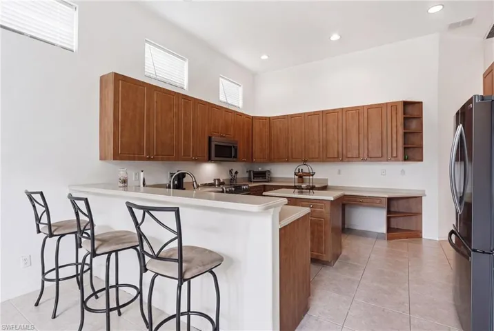 390 12th Ave Nw, Naples, Florida 34120