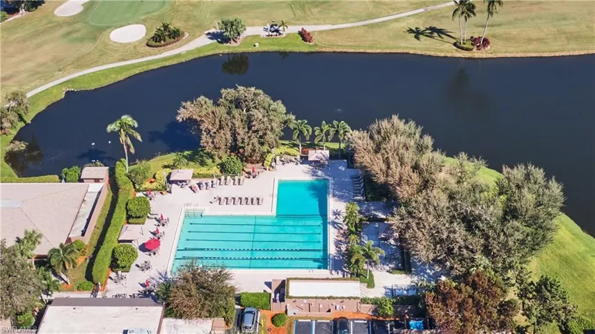 JR Olympic Pool