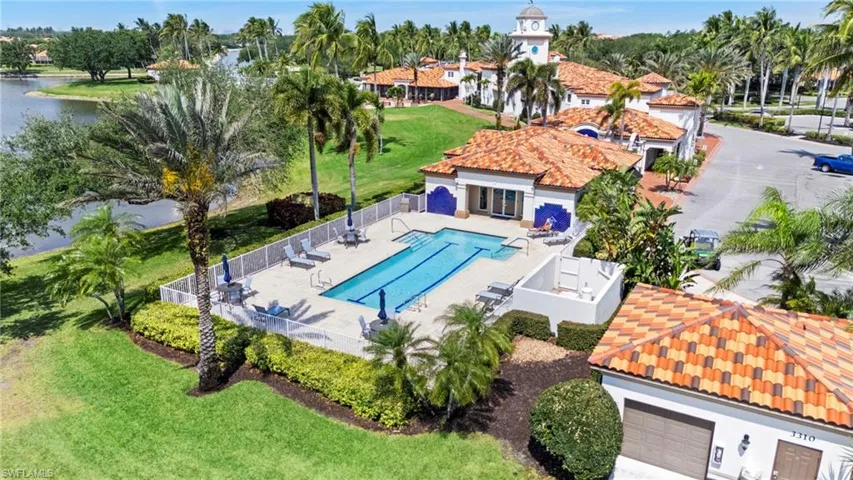 Clubhouse Pool