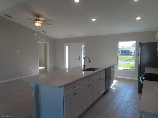 3048 NW 3rd  AVE, Cape Coral, FL 33993