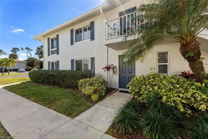 263 Candycane LN # 7, NAPLES FL 34112