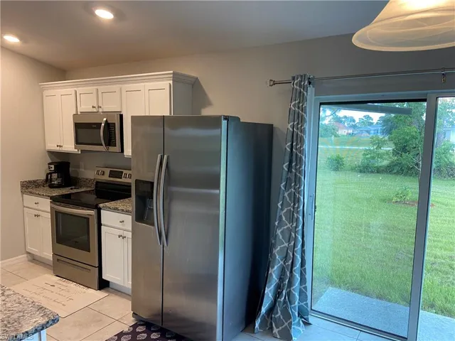 2837 Nw 24th Ave, Cape Coral, Florida 33993