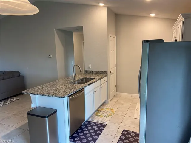 2837 Nw 24th Ave, Cape Coral, Florida 33993