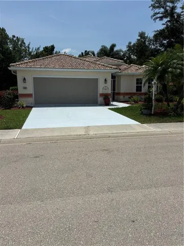 2000  Embarcadero  WAY, North Fort Myers, FL 33917