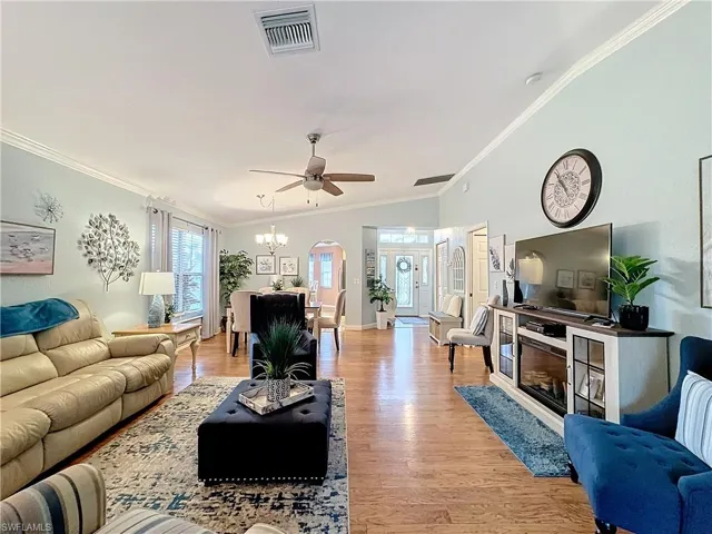 2000  Embarcadero  WAY, North Fort Myers, FL 33917