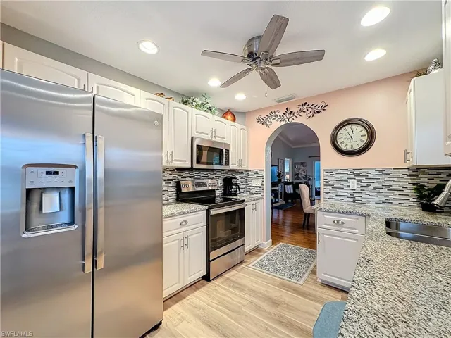 2000  Embarcadero  WAY, North Fort Myers, FL 33917