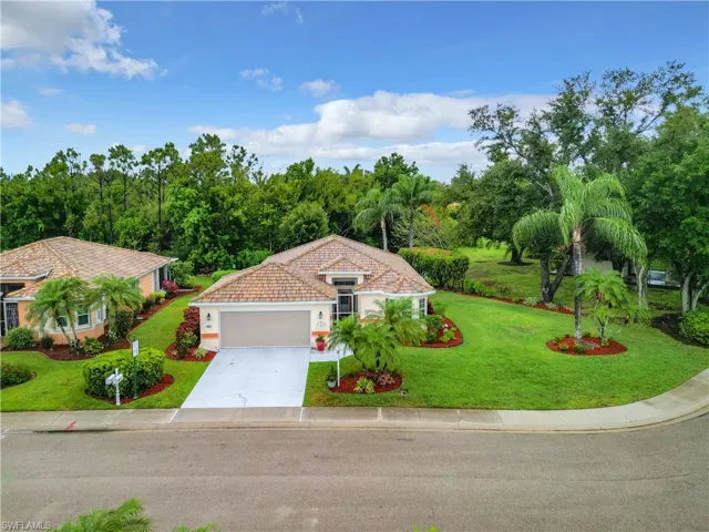 2000  Embarcadero  WAY, North Fort Myers, FL 33917