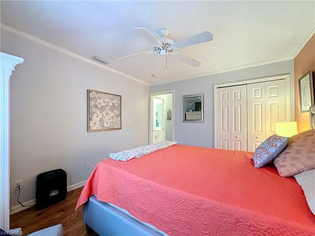 2000  Embarcadero  WAY, North Fort Myers, FL 33917