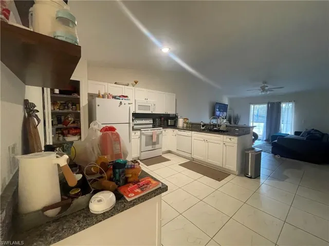 Open kitche