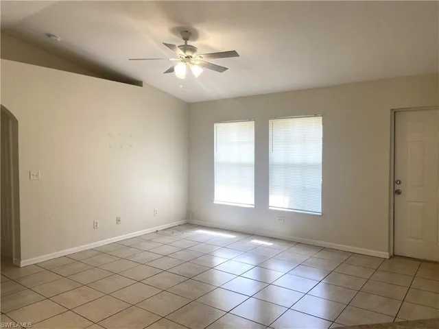 4401 NE 22nd  PL, Cape Coral, FL 33909