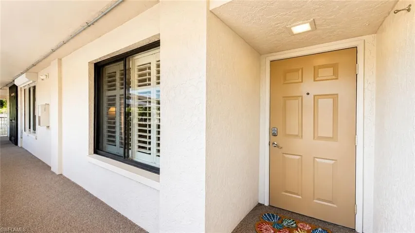 7430  Lake Breeze  DR, Fort Myers, FL 33907