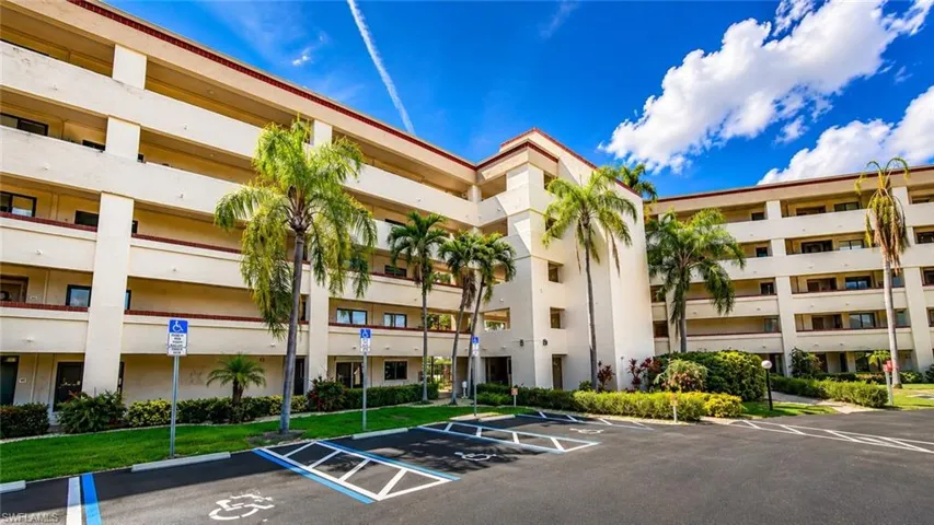 7430  Lake Breeze  DR, Fort Myers, FL 33907