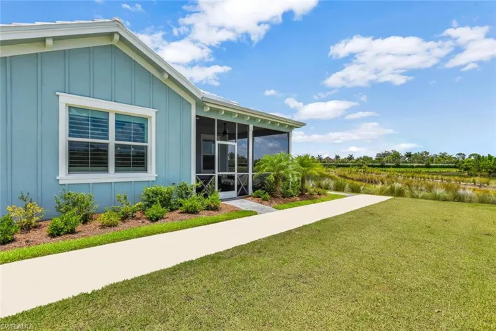 7124  Saona  CT, Naples, FL 34113