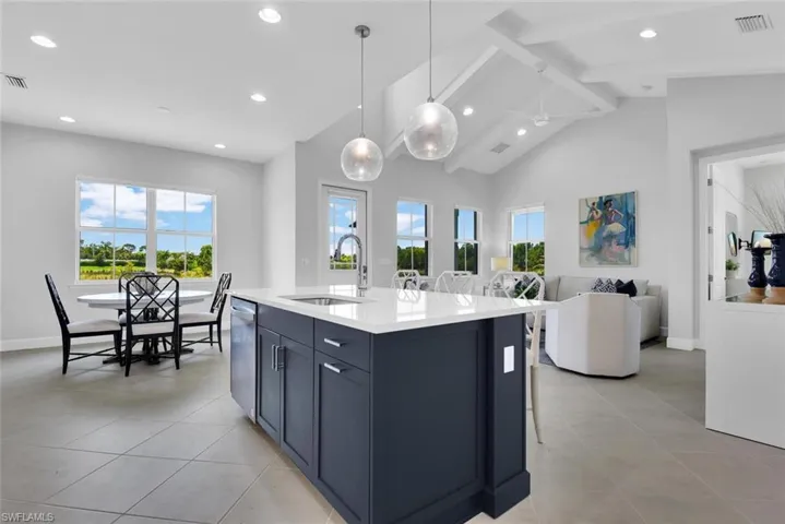 7124  Saona  CT, Naples, FL 34113