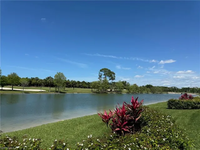 4572  Andover  WAY, Naples, FL 34112