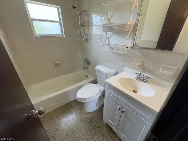 23 W Corkscrew  BLVD, Clewiston, FL 33440