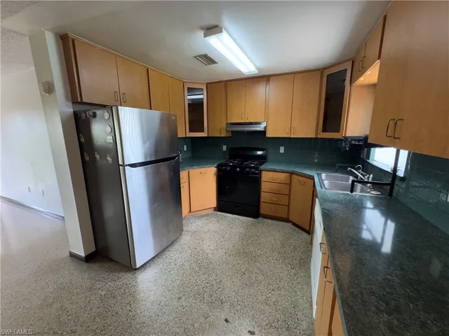 23 W Corkscrew  BLVD, Clewiston, FL 33440