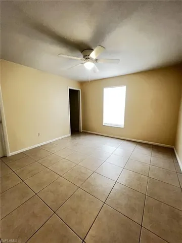 609 Se 23rd Pl 1, Cape Coral, Florida 33990