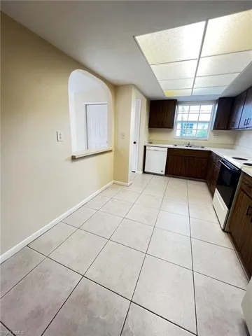 609 Se 23rd Pl 1, Cape Coral, Florida 33990