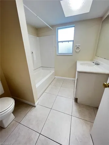 609 Se 23rd Pl 1, Cape Coral, Florida 33990