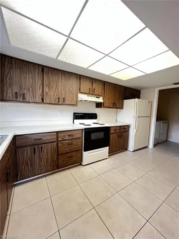 609 Se 23rd Pl 1, Cape Coral, Florida 33990