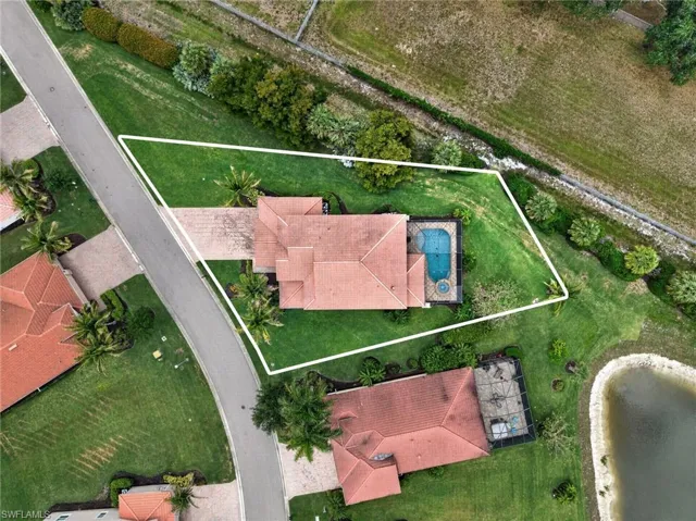 3330 Banyon Hollow Loop, North Fort Myers, Florida 33903