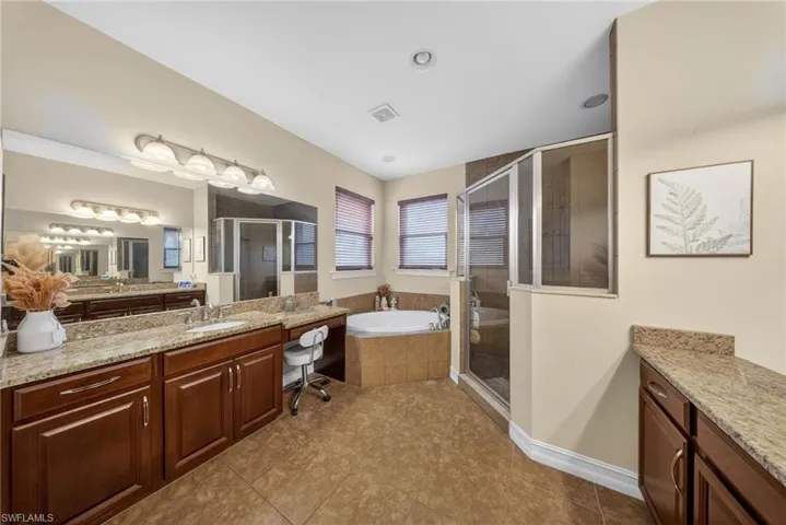 3330  Banyon Hollow  LOOP, North Fort Myers, FL 33903