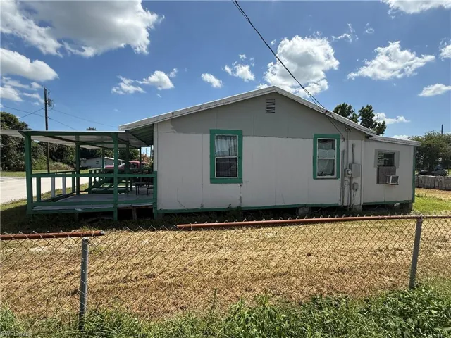 1091 Gamble St, Moore Haven, Florida 33471