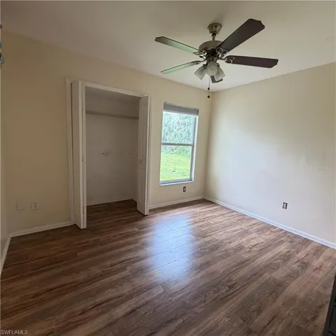 281 8th St Se, Naples, Florida 34117