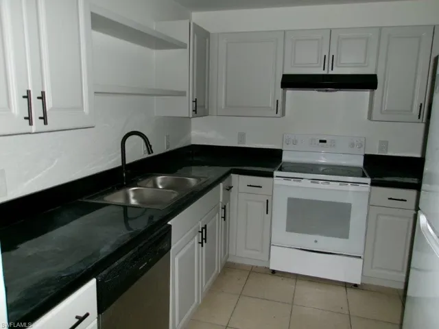 4414 25th St Sw, Lehigh Acres, Florida 33973