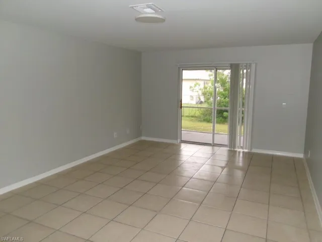 4414 25th St Sw, Lehigh Acres, Florida 33973