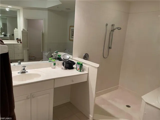 2288  Ashton Oaks  LN, Naples, FL 34109
