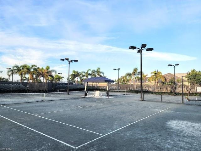 Community Tennis-6 Courts!