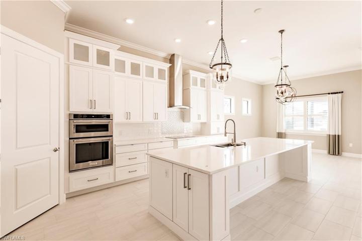 Amazing 12 Foot Island