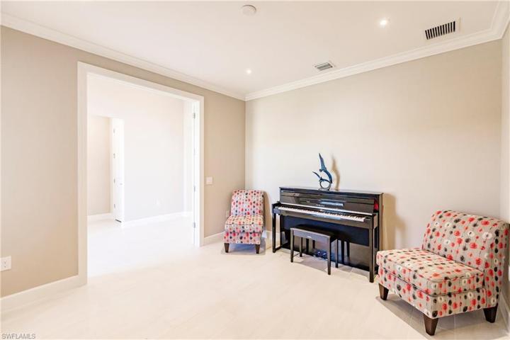 Large Den w/French Doors open to Foyer