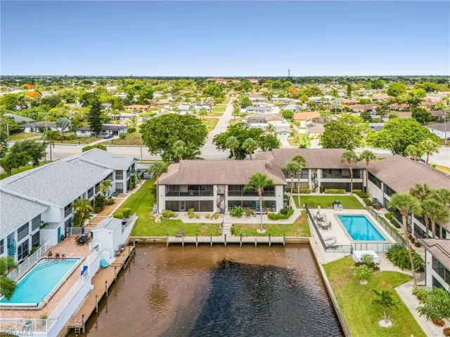 3935 Country Club Blvd 22, Cape Coral, Florida 33904