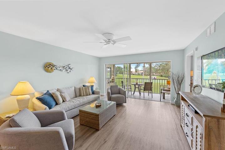 Great views right out the lanai to Royal Wood glof course!