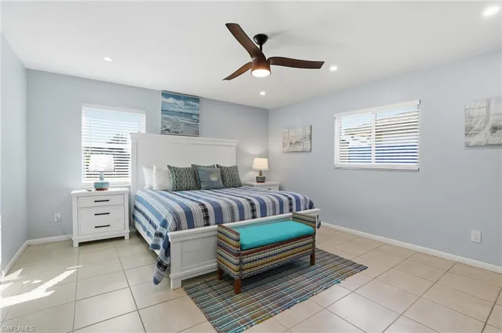 595  109th N AVE, Naples, FL 34108