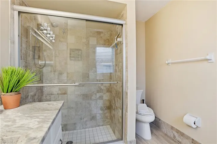 595  109th N AVE, Naples, FL 34108