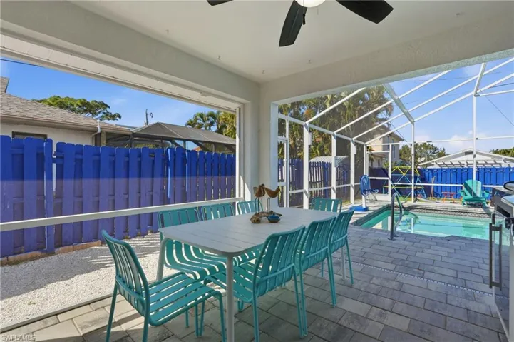 595  109th N AVE, Naples, FL 34108