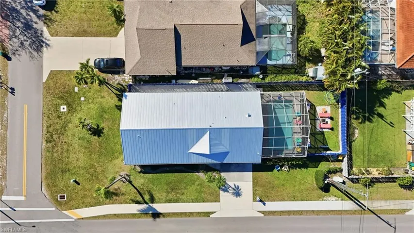 595  109th N AVE, Naples, FL 34108